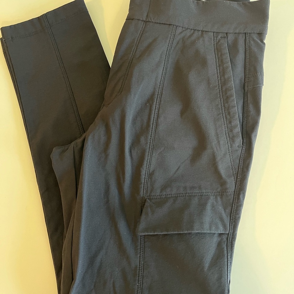 Athleta Black Nylon/Spandex Size 0 Joggers